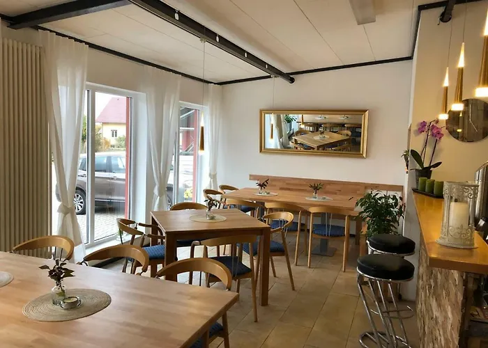 Schloss-garten * Kapellen-Drusweiler